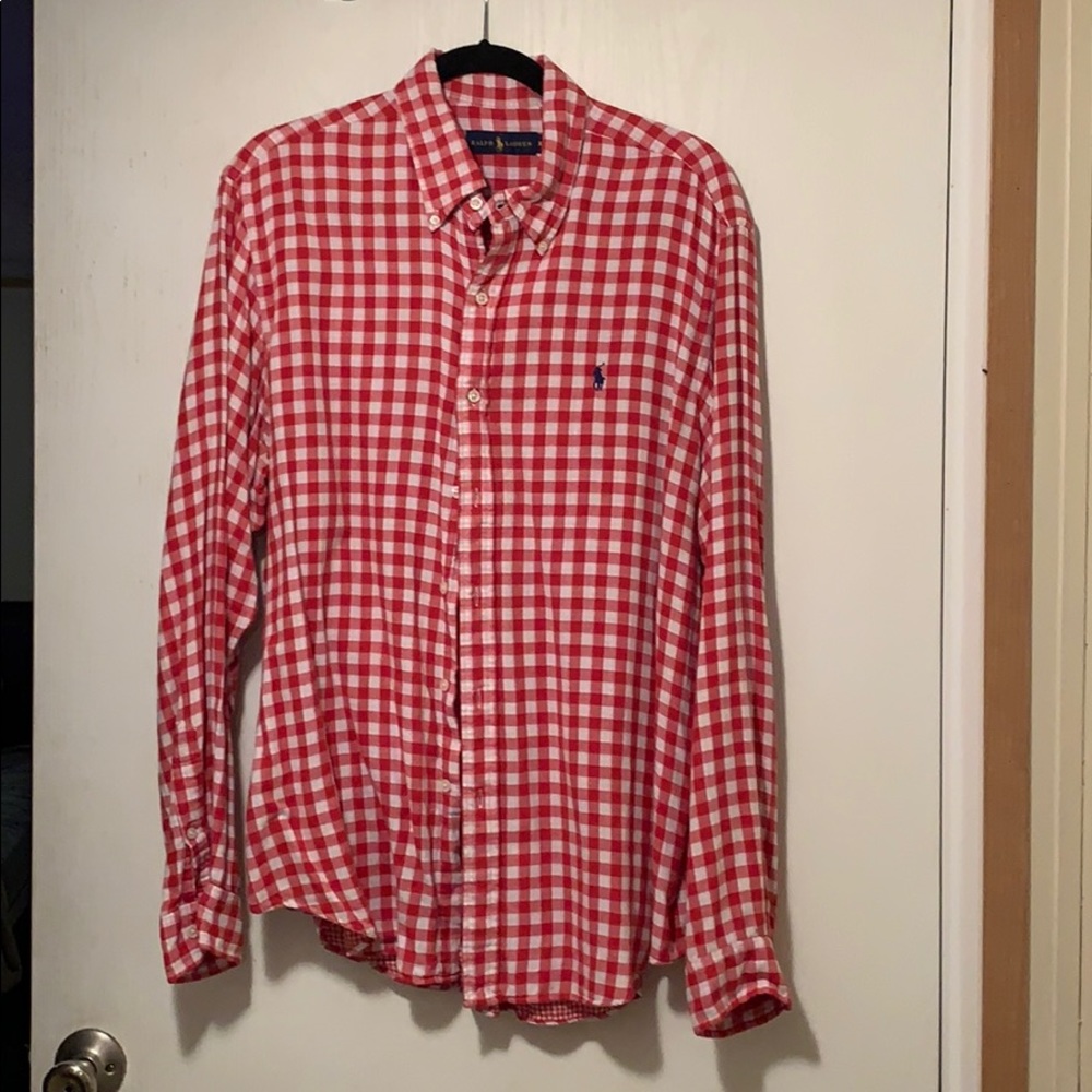 Men’s Raulph Lauren button collared shirt.